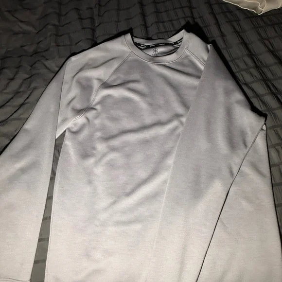 GAIAM Light Gray Activewear Top - Picture 3 of 3